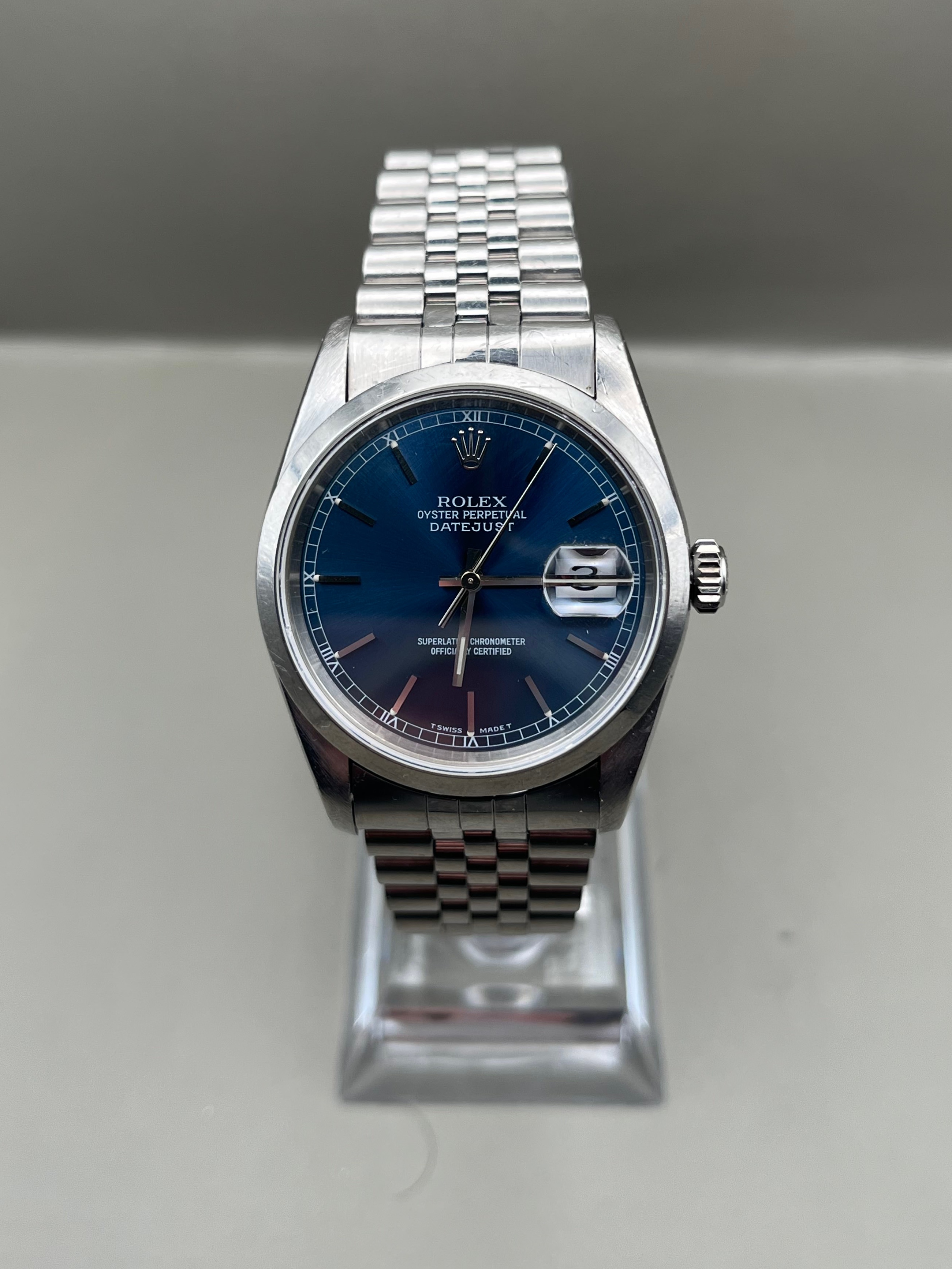 Rolex Oyster Perpetual Datejust ref 16200 Blue Sunburst